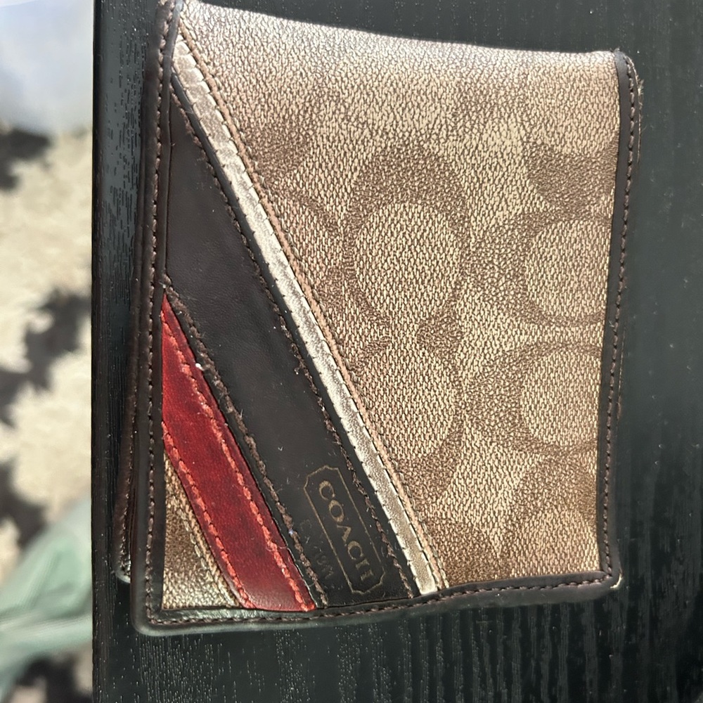 Men’s coach wallet